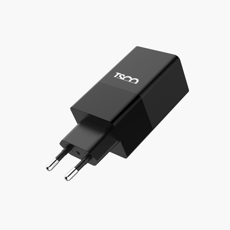 شارژر دیواری 65 واتی تسکو مدل TTC 67 همراه با کابل PD