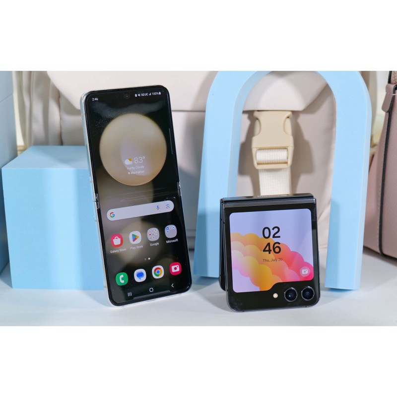گوشی موبایل سامسونگ مدل  Galaxy Z Flip5 5G تک سیم کارت ظرفیت 256 گیگابایت و رم 8 گیگابایت