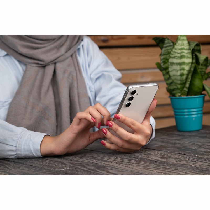 گوشی موبایل سامسونگ مدل Galaxy S23 FE دو سیم کارت ظرفیت 128 گیگابایت و رم 8 گیگابایت ویتنام