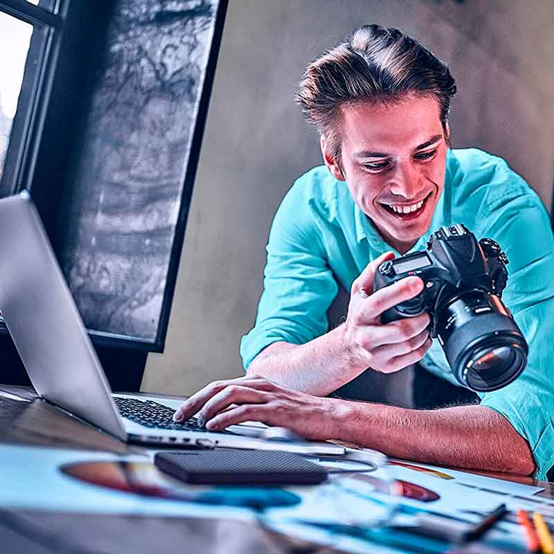 هارد اکسترنال توشیبا مدل Canvio Advance ظرفیت ۴ ترابایت