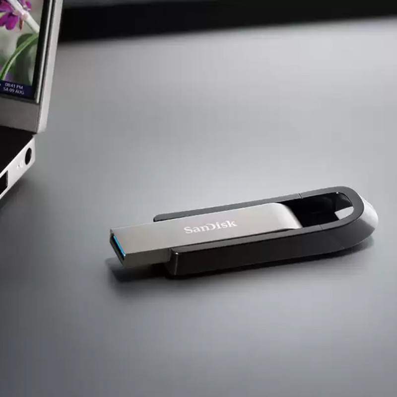 فلش مموری USB3.2 سن دیسک مدل Extreme Go SDCZ810 با ظرفیت 128 گیگابایت